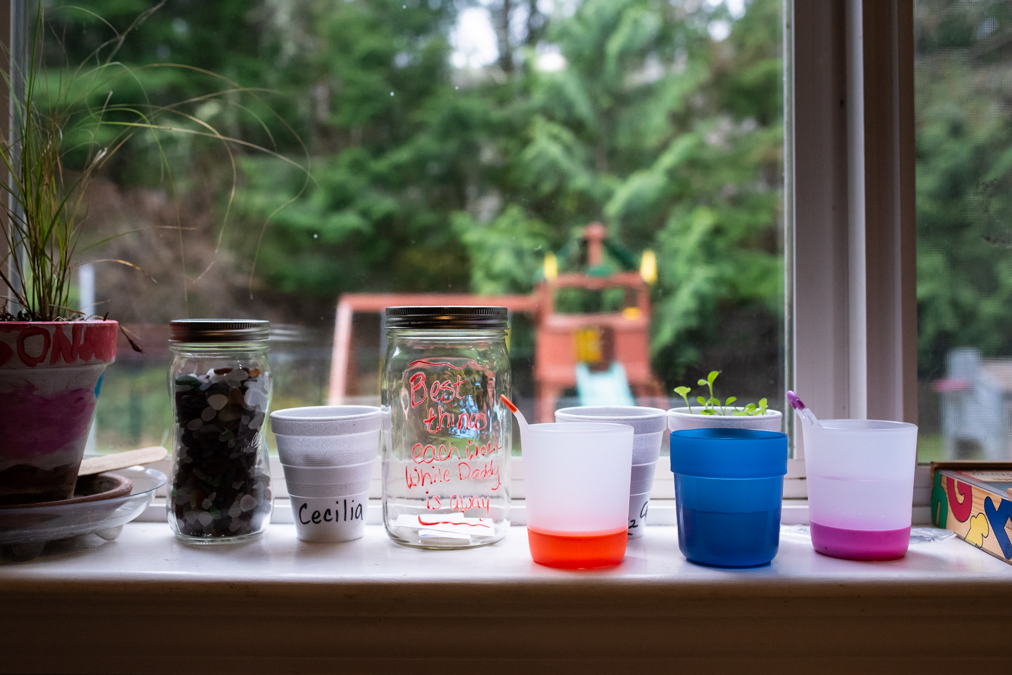best things this week jar in window - documentary photography of military families