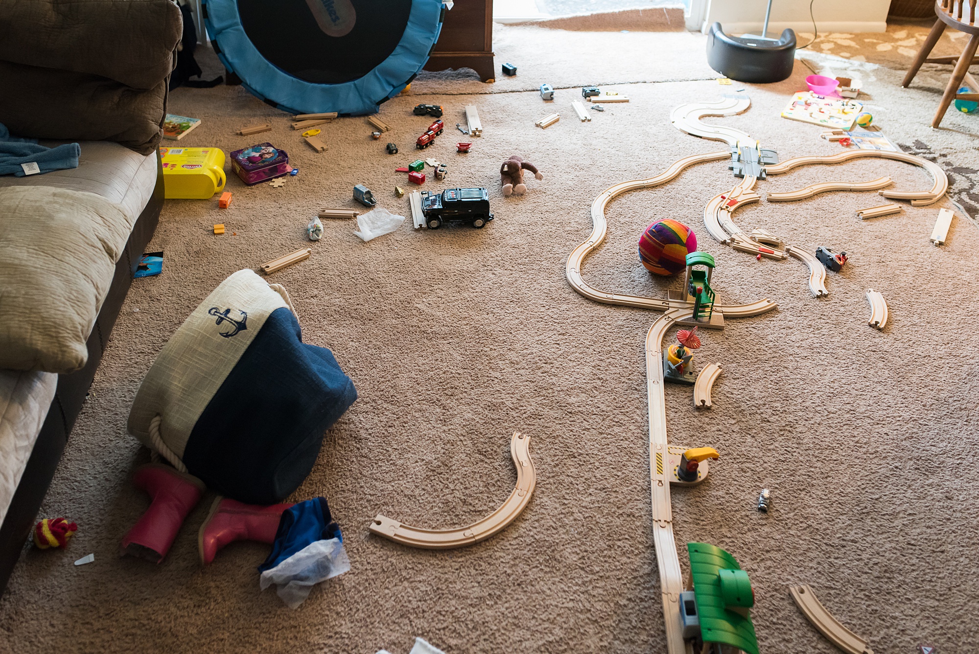 train mess left on floor - military family photography